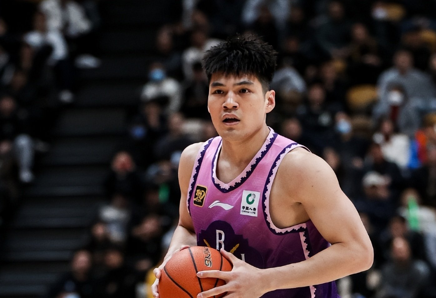 CBA球员场上表现亮眼颠覆外界期望
