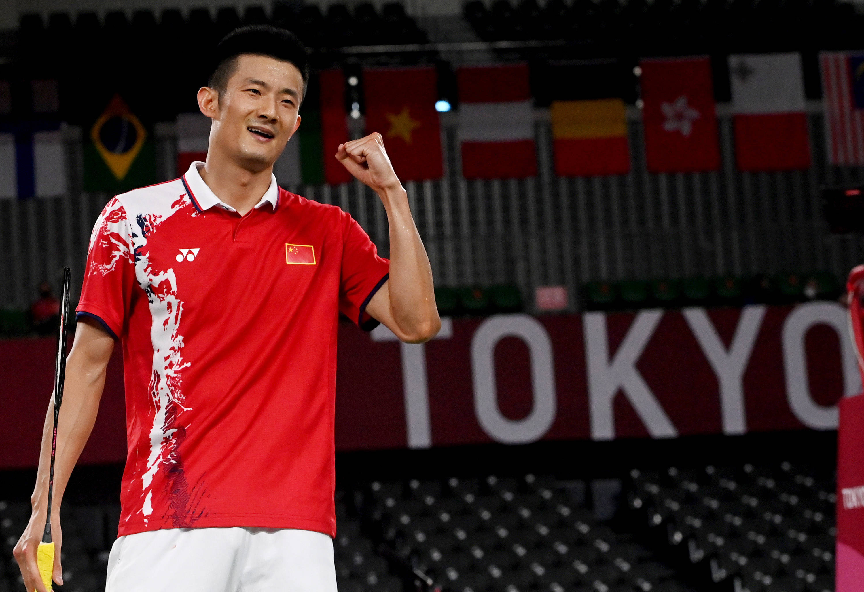 关于中国羽毛球队翻盘英格兰羽毛球队，谌龙打破历史纪录的信息