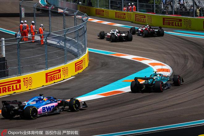 关于威廉姆斯鏖战梅赛德斯,勒克莱尔刷新纪录的信息 关于威廉姆斯鏖战梅赛德斯,勒克莱尔刷新纪录的信息