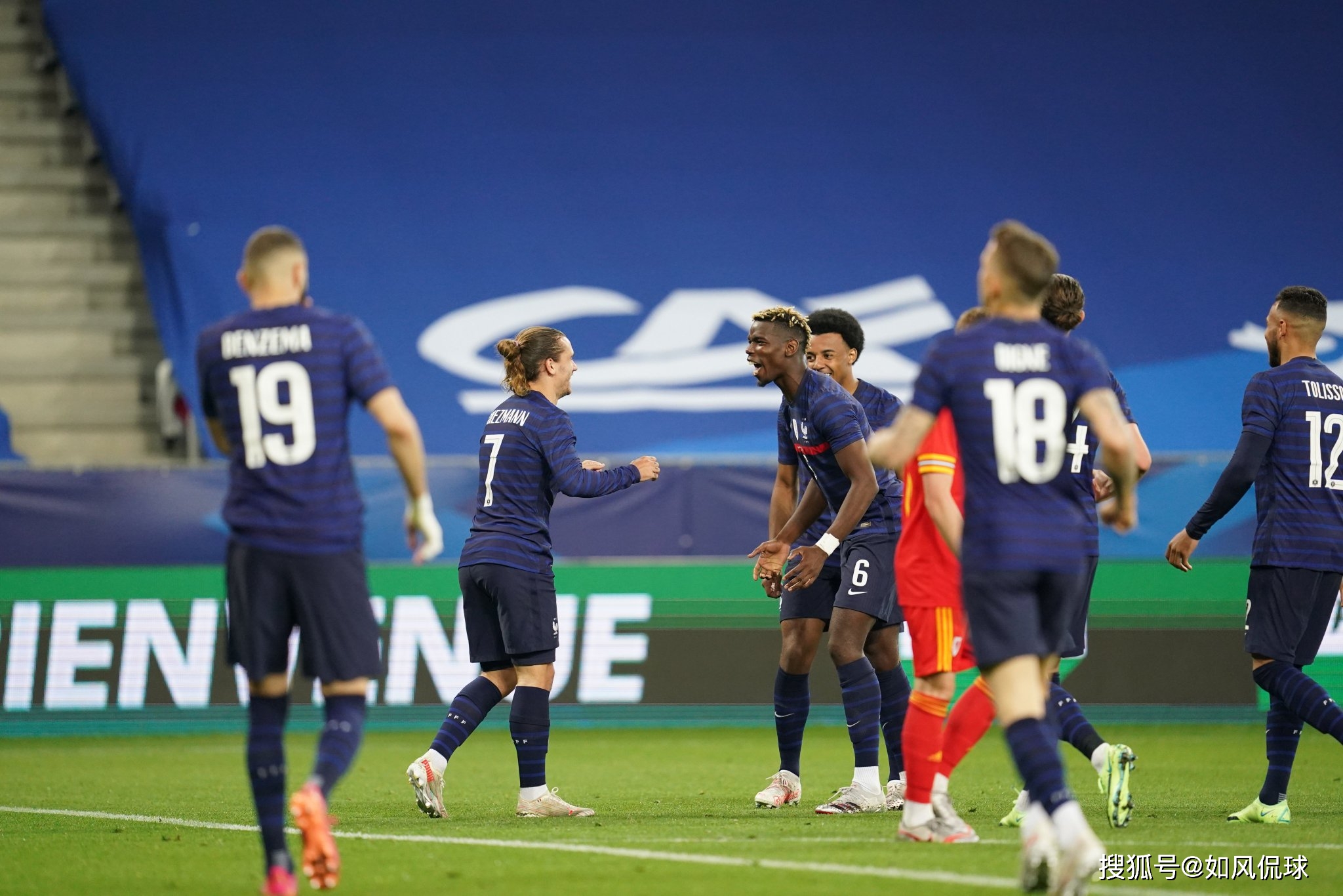 包含丹麦队险胜印尼队，黄鸭组合统治全场的词条