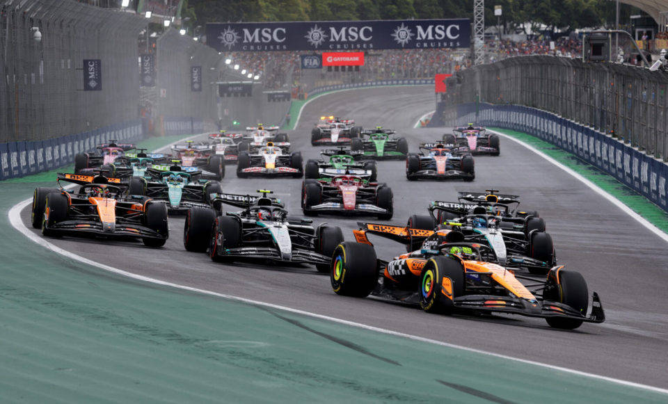 阿斯顿马丁逆转红牛车队，皮亚斯特里高光表现